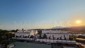 Apartamento en venta en Atalaya Golf, Estepona Este