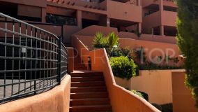 Flat for sale in Santa Maria with 3 bedrooms