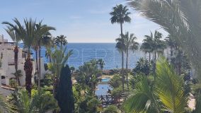 Exclusive, south facing duplex penthouse with frontal sea views in one of the most prestigious beachfront developments in Puerto Banús (Marbella).