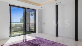 Villa for sale in Benahavis