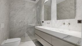 Villa for sale in Benahavis