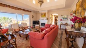 Duplex Penthouse for sale in Hacienda Elviria, Marbella East