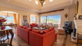 Duplex Penthouse for sale in Hacienda Elviria, Marbella East