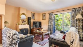 Semi Detached House for sale in Atalaya, Estepona East