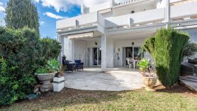 Appartement rez de chaussée for sale in Azahara II, Nueva Andalucia