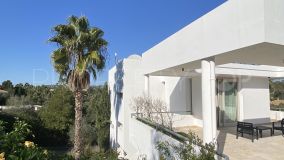 For sale villa in San Roque Club