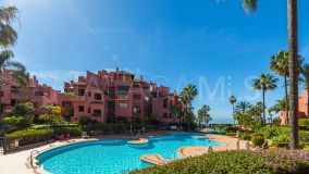 Duplex Penthouse for sale in Menara Beach, Estepona Est