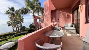 Apartamento en venta en Menara Beach, Estepona Este