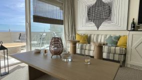 Zweistöckiges Penthouse zu verkaufen in Marina Mariola, Marbella Goldene Meile
