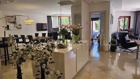 Ground Floor Apartment for sale in Guadalmansa Playa, Estepona East