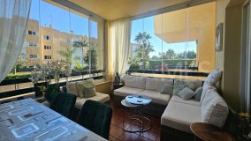 Wohnung zu verkaufen in La Resina Golf, Estepona Ost