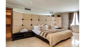 Villa for sale in Elviria, Marbella Est