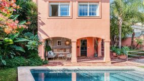 Villa for sale in Nueva Andalucia, Marbella