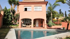 Villa zu verkaufen in Nueva Andalucia, Marbella