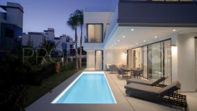 For sale villa in Marbella City with 4 bedrooms