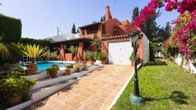 Villa for sale in Nueva Andalucia, Marbella