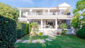 Villa for sale in Nueva Andalucia, Marbella