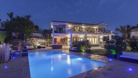 Villa for sale in Nueva Andalucia, Marbella