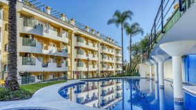 Wohnung zu verkaufen in Nueva Andalucia, Marbella