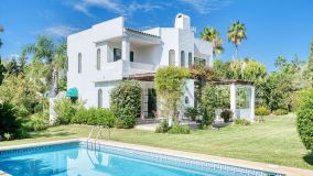 Villa for sale in Nueva Andalucia, Marbella