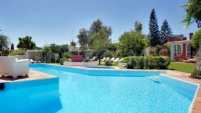 Villa for sale in Nueva Andalucia, Marbella