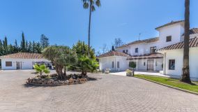Villa for sale in Guadalmina Baja, San Pedro de Alcantara