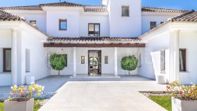 Villa for sale in Guadalmina Baja, San Pedro de Alcantara