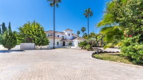 Villa for sale in Guadalmina Baja, San Pedro de Alcantara