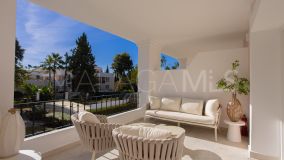 Tvåvånings takvåning for sale in Aloha Gardens, Nueva Andalucia