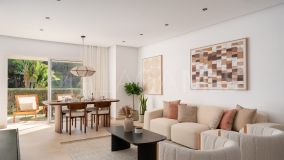 Appartement rez de chaussée for sale in Pueblo de Las Brisas, Nueva Andalucia