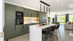 Reihenhaus zu verkaufen in Balcón del Golf, Nueva Andalucia