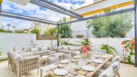 Town House for sale in Marbella Golden Mile