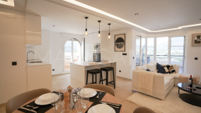 Apartamento en venta en Nueva Andalucia, Marbella