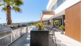 Villa for sale in La Quinta Hills, Benahavis