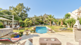 Villa for sale in El Rosario, Marbella Est