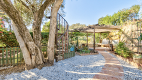 Villa for sale in El Rosario, Marbella Est