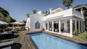 Villa en venta en Artola, Marbella Este