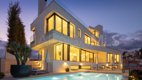 Villa for sale in La Quinta, Benahavis