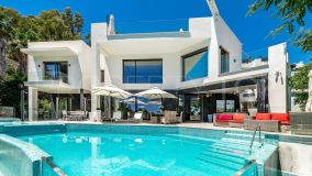 Villa privada de lujo de 5-6 dormitorios con impresionantes vistas en La Quinta, Marbella