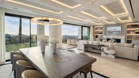 Villa for sale in La Quinta, Benahavis