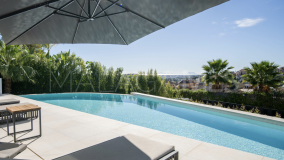 Villa en venta en Las Lomas de Nueva Andalucia
