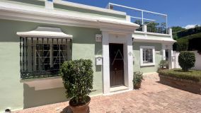 Town House for sale in Aloha Pueblo, Nueva Andalucia