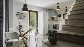 Town House for sale in El Naranjal, Nueva Andalucia