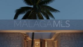 Villa en venta en Nueva Andalucia, Marbella