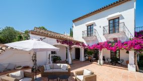 Authentic Andalucian Villa in gated community La Quinta