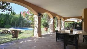 Villa en venta en Aloha, Nueva Andalucia