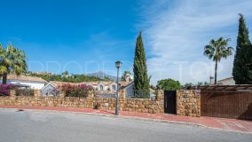 Nueva Andalucia, villa de 4 dormitorios a la venta