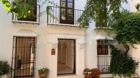 Radhus for sale in Marbella Golden Mile