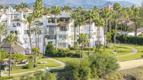 Markplanslägenhet for sale in Alcazaba Beach, Estepona Öst