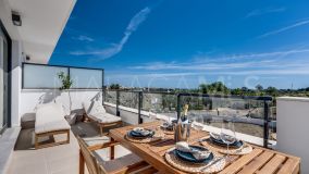 Apartment for sale in La Resina Golf, Estepona East